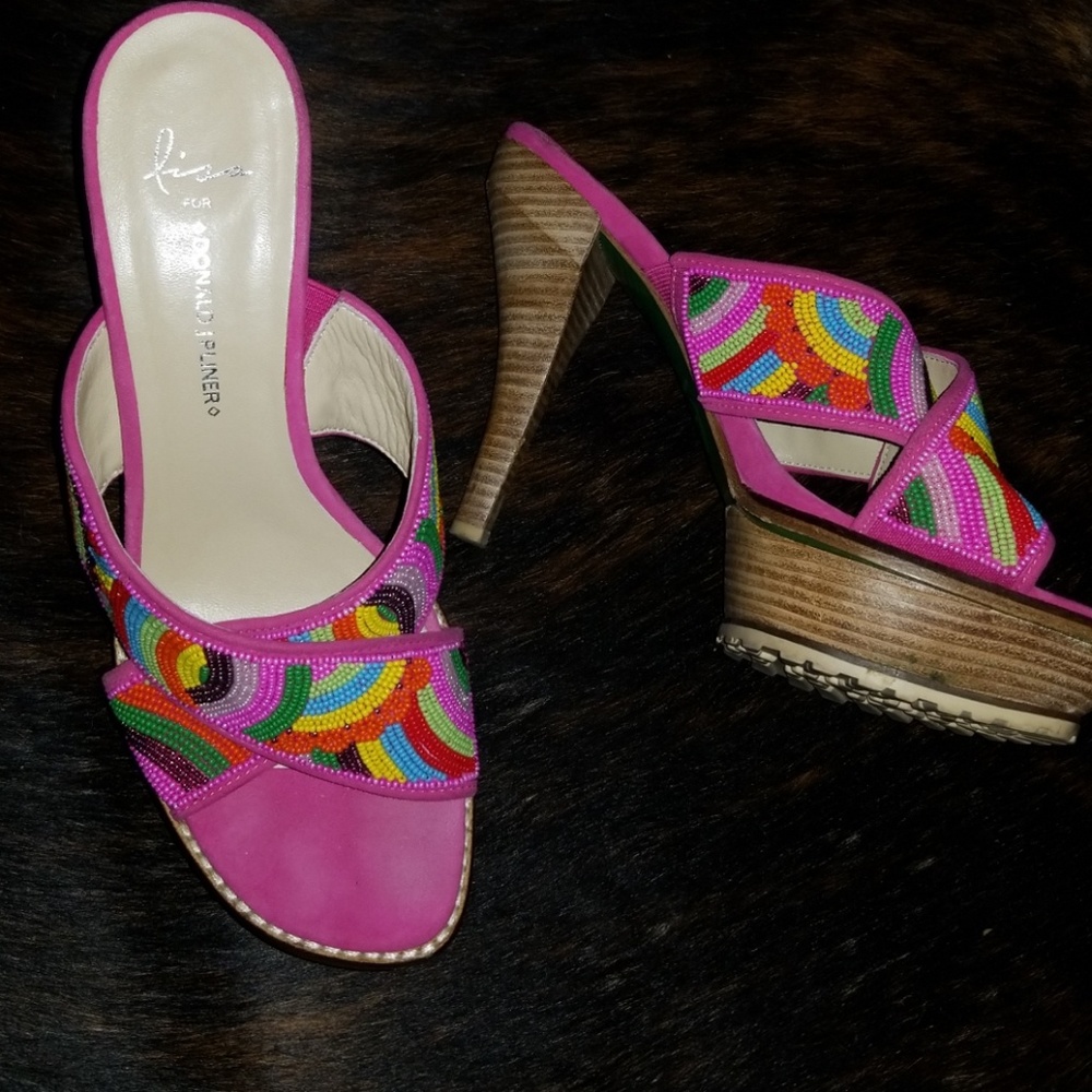 Donald Pliner Sandals